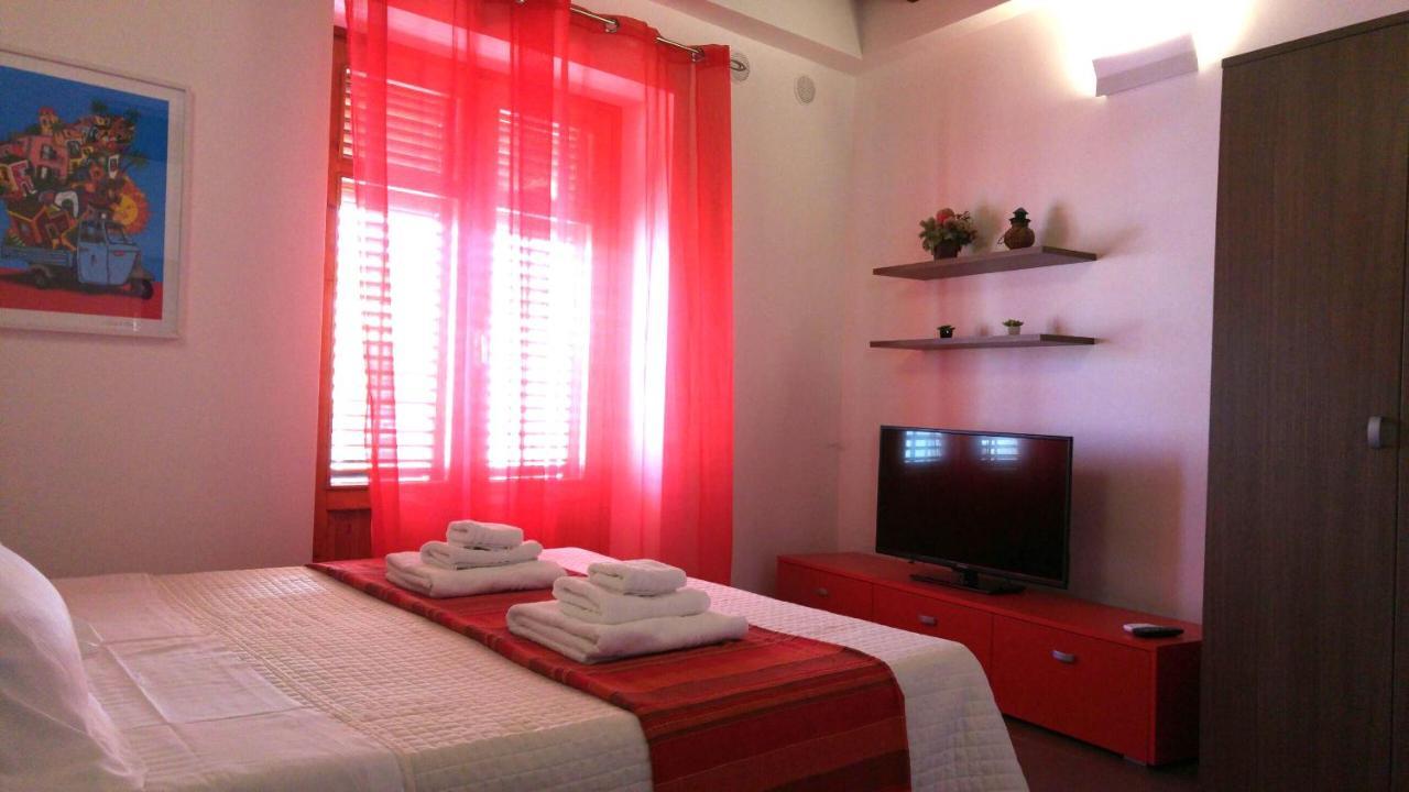 Apartment Papyri